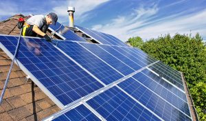 Service d'installation de photovoltaïque et tuiles photovoltaïques à Boussois
